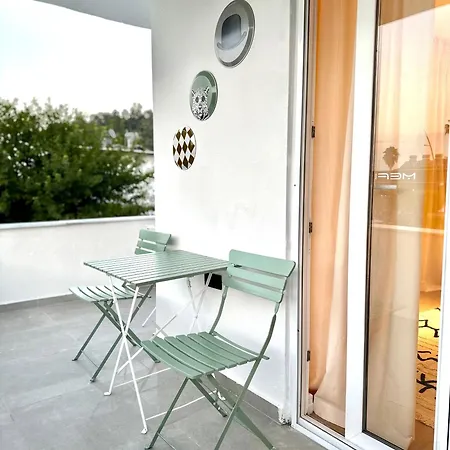 S1404 Apartment
